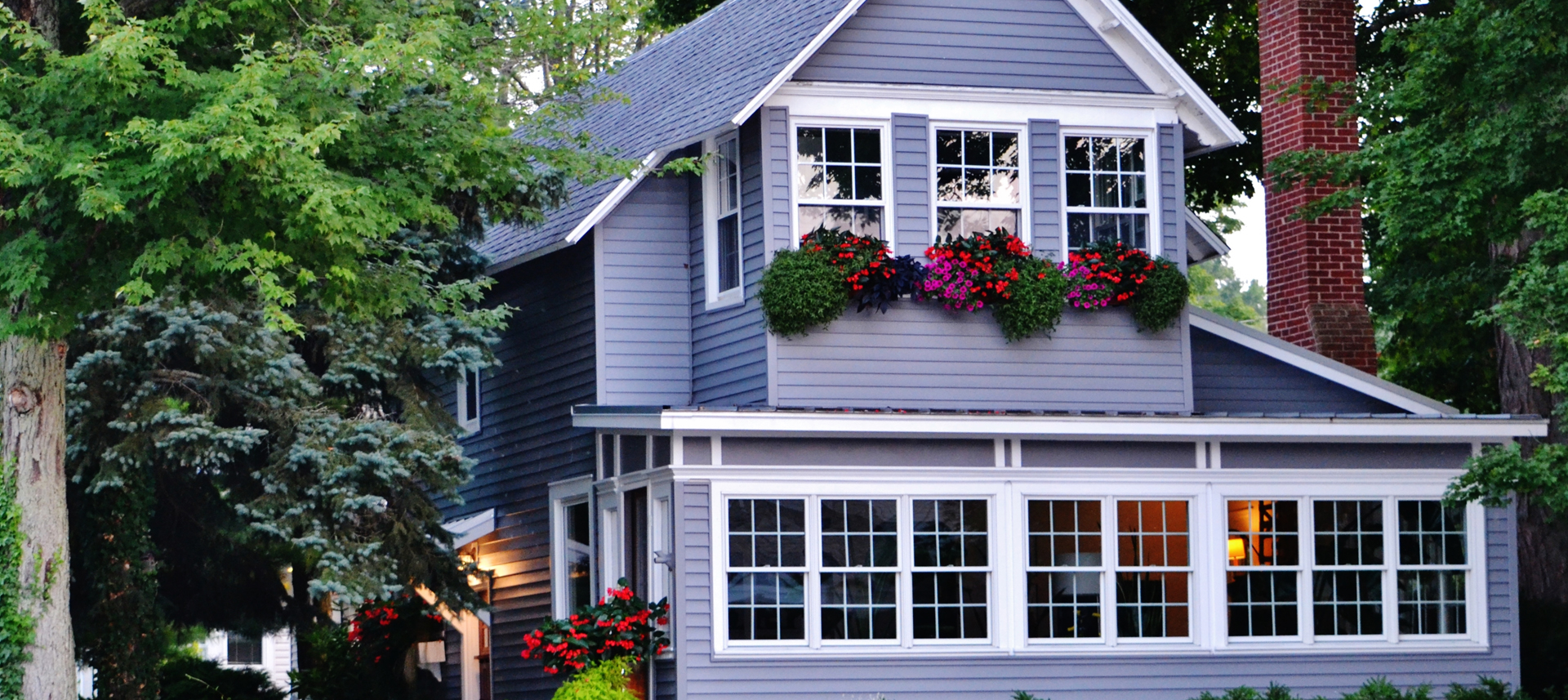 Yunk Roofing Remodeling - siding installation - protection and style